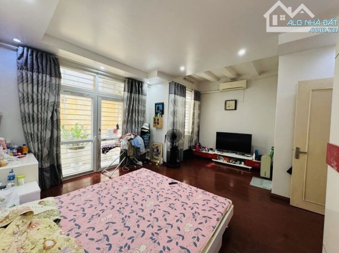 HIẾM ! BÁN NHÀ ĐẸP VIP , GARA Ô TÔ, PHỐ LẠC TRUNG HBT ,75M NHỈNH 24 TỶ - 3