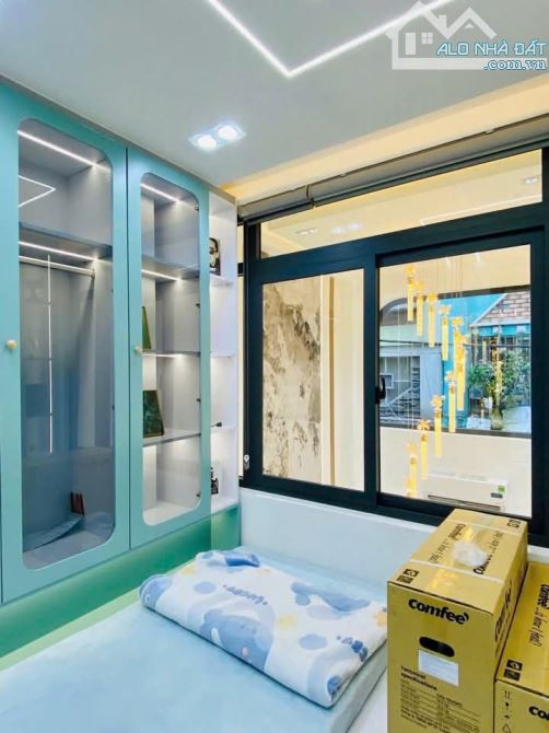 Nhà Đẹp Nam Từ Liêm - 40m², 4 Phòng Ngủ, Gần Vinhomes và Mỹ Đình, Giá 5 Tỷ8 - 4