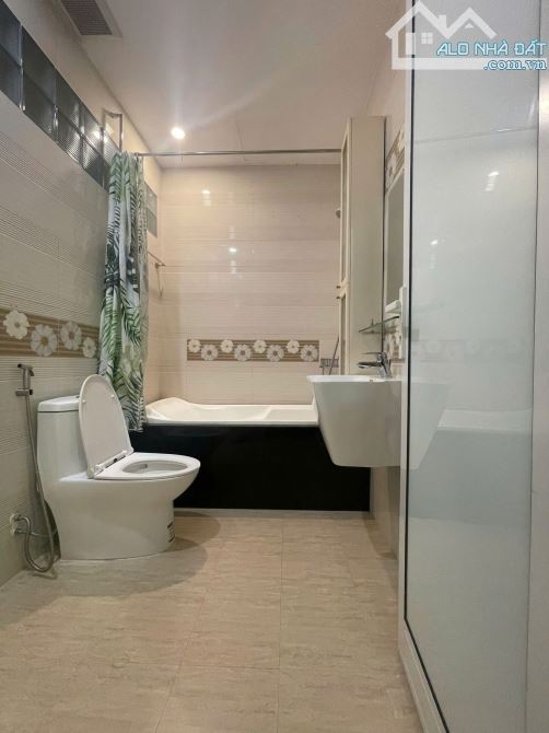 BÁN NHÀ PHÂN LÔ 61 LẠC TRUNG HAI BÀ TRƯNG - 70M 4T MT 4.5M - VỈA HÈ OTO TRÁNH KINH DOANH - 4