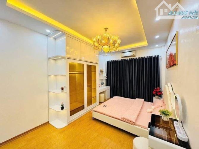 Bán nhà đẹp như khách sạn 5 sao, full nội thất, phố Quan Thổ 1, Đống Đa, chỉ 5.79 tỷ - 4