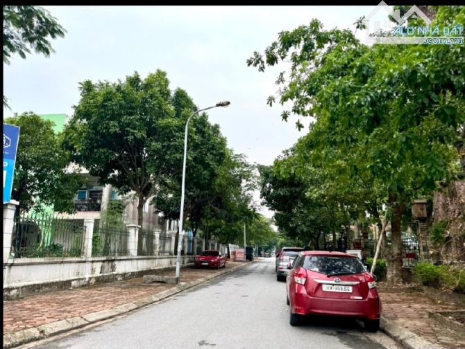 Nhỉnh hơn 40 Tỷ/ 308 M2/11.9 Mt/ Nguyễn Mậu Tài/ phân lô vỉa hè ô tô chánh - 5