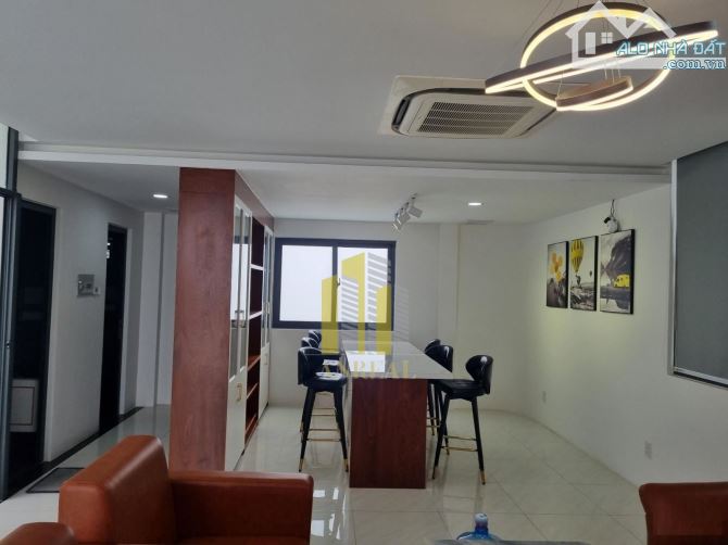 CHO THUÊ TOÀ VĂN PHÒNG HIỆN ĐẠI 1000M2 - GẦN SONG HÀNH GIÁ 240 TRIỆU - 5