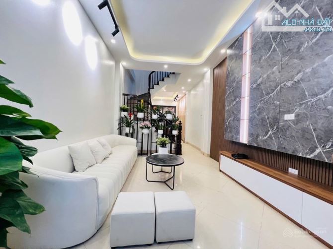 HO.ÀNG M.AI-TẢ THANH OAI N.HÀ DÂY XÂY 40M2X4 TẦNG GẦN ÔTÔ Z.Á 3.7 T.ỶY - 5
