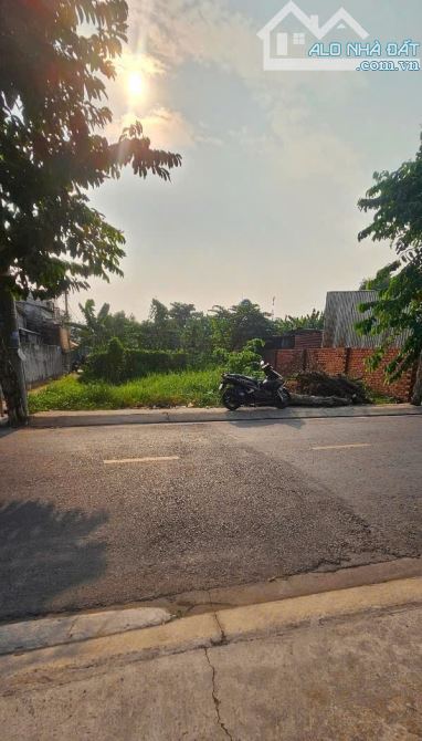 CHỦ GỬI LÔ ĐẤT 2 MẶT TIỀN , 12X20, CN 236M2, FULL THỔ CƯ, ĐÔNG THẠNH, HÓC MÔN, CHỈ 6TY400 - 6