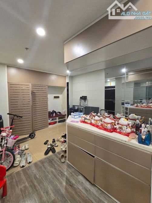 BÁN CĂN HỘ CAO CẤP- RoyalClty- 72 NGUYỄN TRÃI - THANH XUÂN. 113M2- GIÁ 15,8 TỶ. - 7