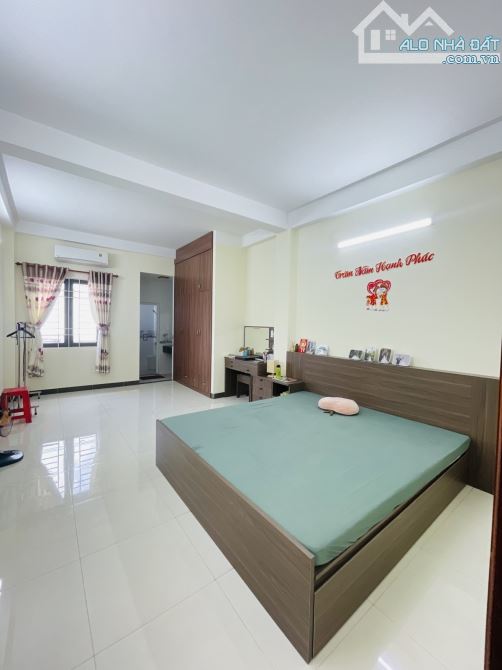 BÁN NHÀ 4 TẦNG ĐÚC MẶT TIỀN TRẦN THỊ NĂM QUẬN 12 GIÁ RẺ 10,7 TỶ DIỆN TÍCH 100M2 (4x25) - 7