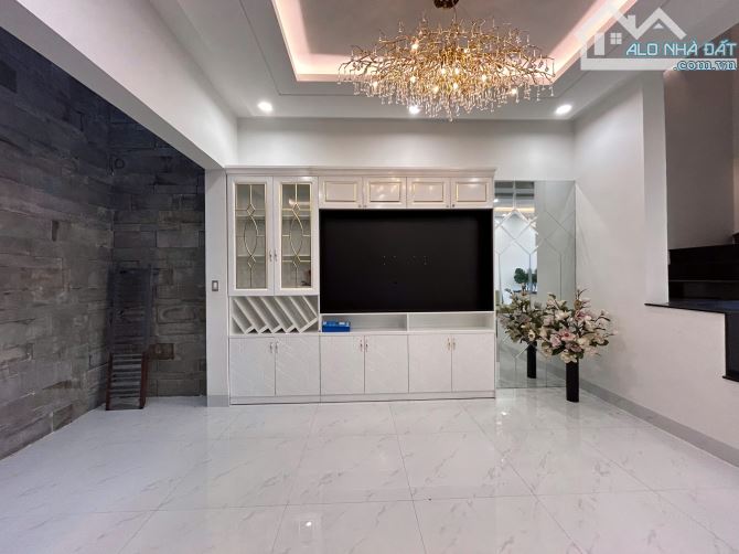 🌻🌻 NHÀ MẶT TIỀN NGUYỄN CÔNG TRỨ 7*12, GIÁ 7.5Tỷ - 7
