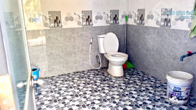 Nhà đẹp của dân, ví mắc việc gia đình nên cần bán gấp tại Khánh Hiệp, Khánh Vĩnh - 8