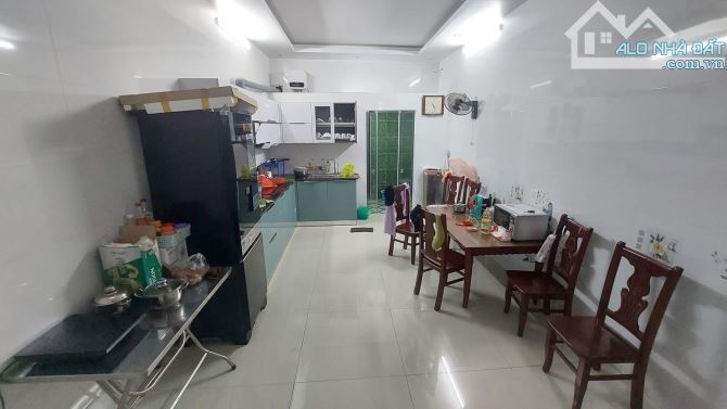 Bán Nhà Chùa Hàng, Hồ Nam, Lê Chân. 10,5 tỷ , 82m. - 9