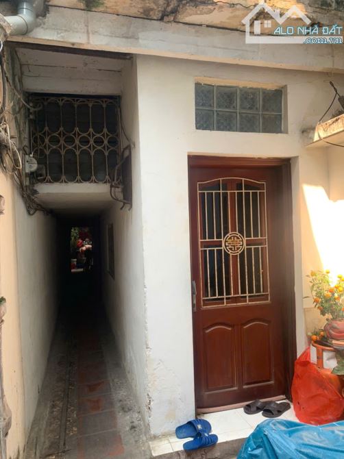 Bán nhà Hàng Giấy-DT 11 m2 x 2 tầng-DIỆN TÍCH DÙNG CHUNG 38M2-MẶT TIỀN 3M.