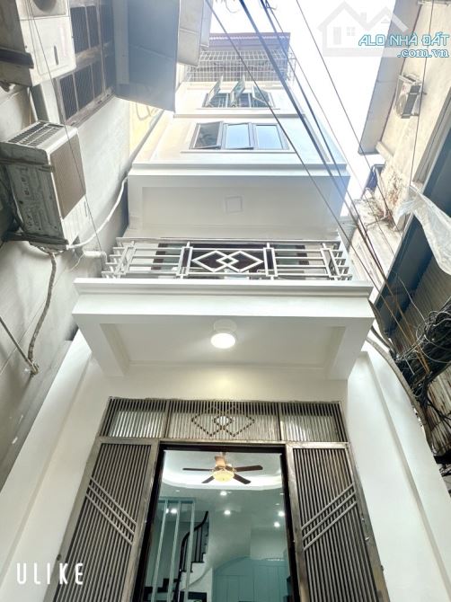 Lô góc oto đỗ cửa vào nhà phố Trần Đại Nghĩa nhỉnh 10 tỷ