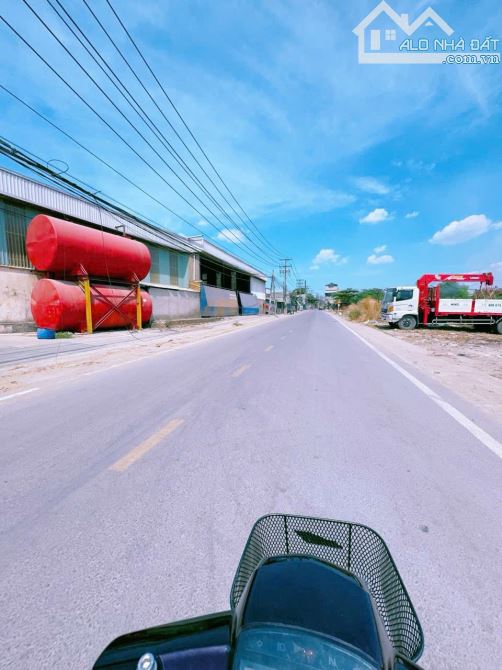 Cho thuê bãi xe góc 2 mặt tiền đường Phan Đăng Lưu Biên hoà đồng Nai giá rẻ