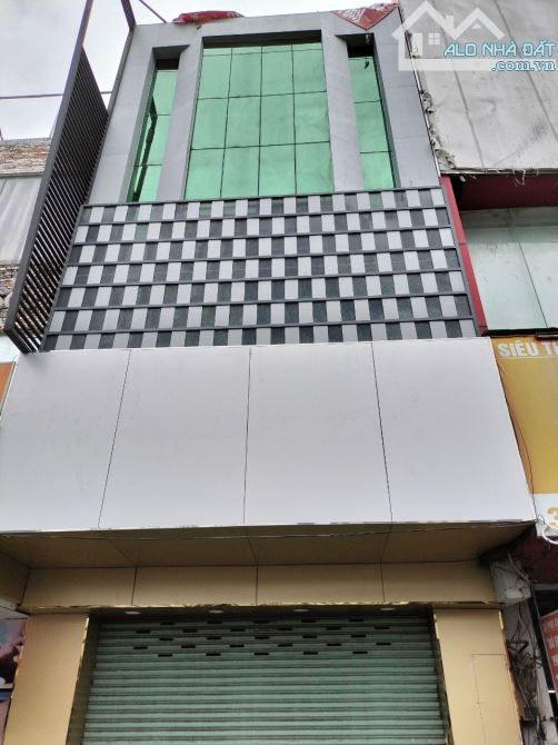 Bán nhà mặt tiền 34 Nguyễn Oanh P.7, Dt 4,7m x18m, 1 trệt 2 lầu. Giá 10,8 tỷ