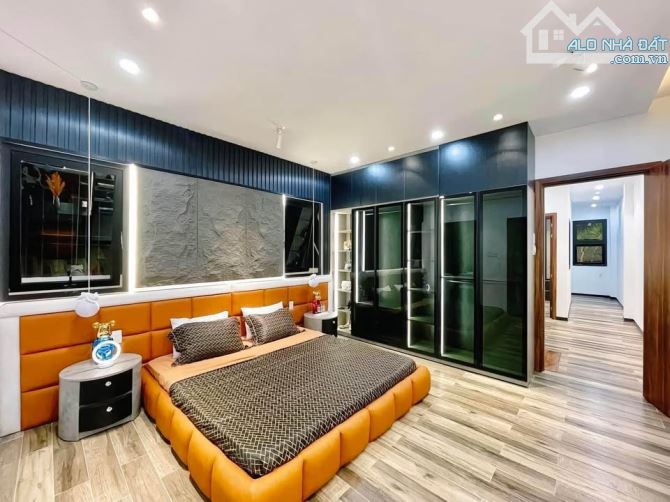 cần bán nhà phố ĐƯỜNG ĐỘC LẬP-TÂN PHÚ-80M2- 4 TẦNG NHỈNH 8 TY