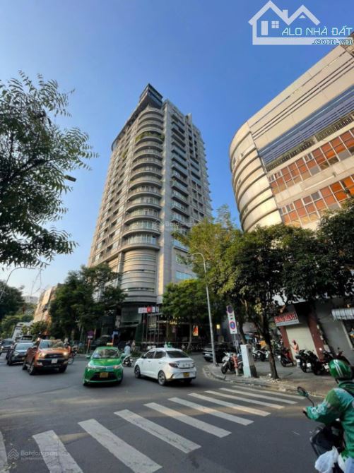 Bán building mặt tiền Trần Hưng Đạo DT: 18 x 22m - hầm + 9 lầu - giá bán: 145 tỷ TL