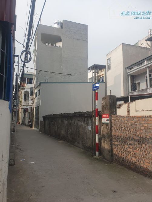 Bán nhà Ngô gia Tự - Long biên,DT 31m, MT 6m, giá hơn 4 tỷ