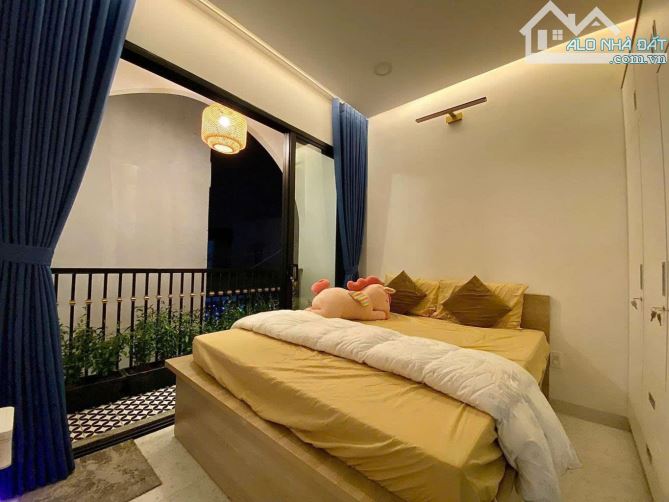 NHÀ TÂM QUYẾT của Kiến Trúc Sư _ Ngang 3,2x11m _ DT 35m Quận 4 chỉ 4.8 tỷ.