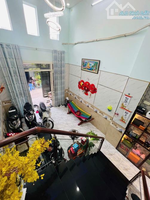 Bán nhà HXH Lê Văn Sỹ, Quận 3, khu dân trí, 5 tầng, 5PN, 41m2, mới ở ngay/cho thuê, 8.3 Tỷ