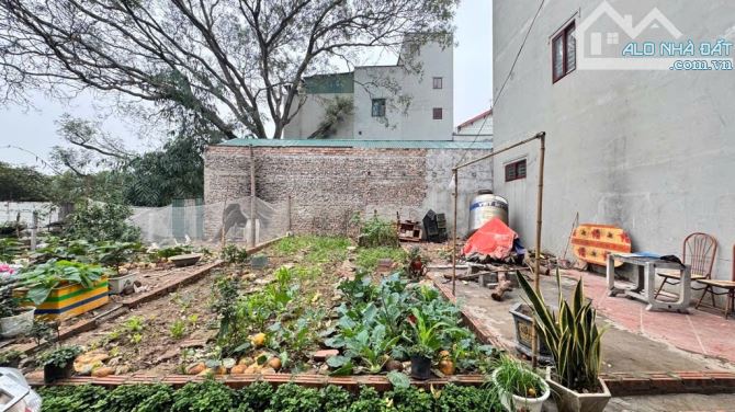 🎯BÁN ĐẤT VỊ TRÍ ĐẸP TẠI TrâuQuỳGiaLâm, OTO 7 CHỖ VÀO TẬN NƠI KHU DÂN TRÍ CAO, NGAY HỌC V