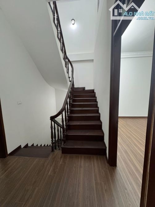 Bán Nhà Mặt Ngõ Tây Sơn, Mặt tiền 6m, Kinh Doanh – Giá Chỉ 15.5 Tỷ