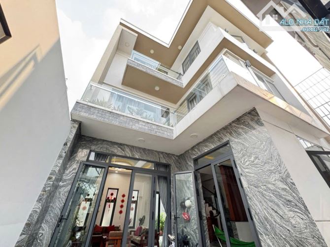 NHÀ VIP - LÊ THỊ HOA P. BÌNH CHIỂU TP.THỦ ĐỨC