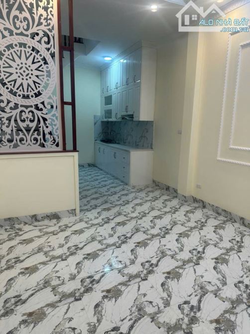🎉 NHÀ ĐỐI DIỆN AEONMALL LONG BIÊN -  5 TẦNG - NHỈNH 5 TỶ -  NGÕ THÔNG NHÀ MỚI TINH  - VỊ