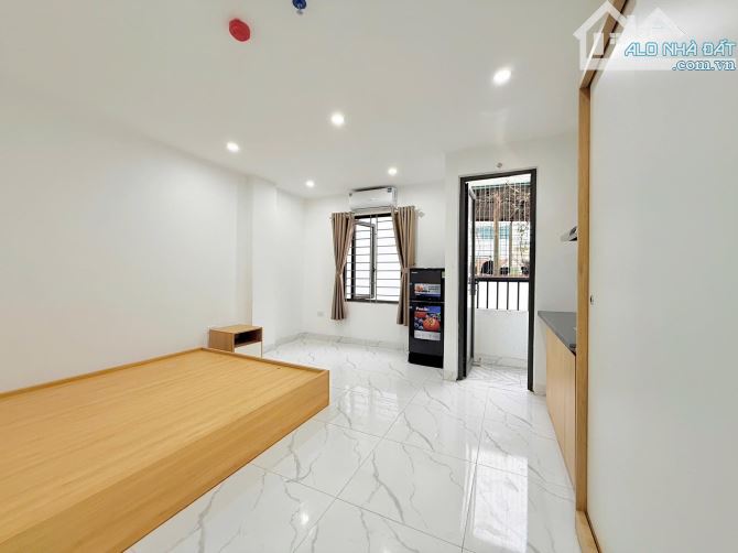 Siêu phẩm CCMN Triều Khúc đường ô tô 72m2 8 tầng thang máy 14pkk dòng tiền 1 tỷ