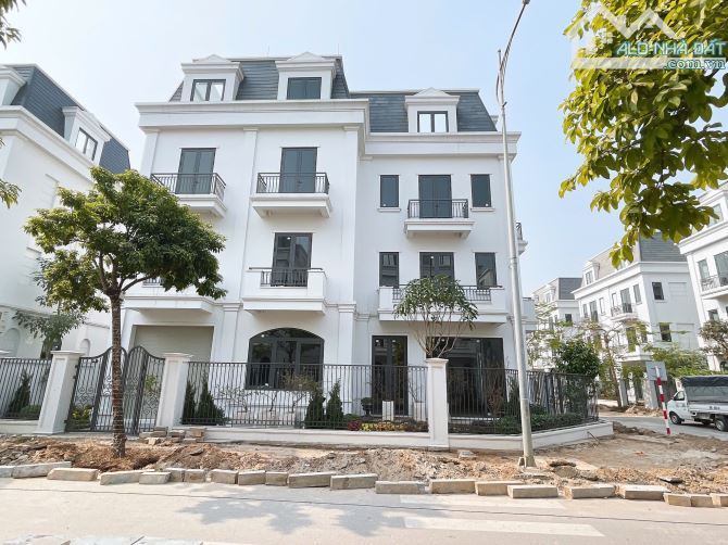(KHU ĐÓNG) Bán biệt thự Bình Minh BM8 07 DT 228mx4T siêu vip 37 tỷ đẳng cấp thời thượng