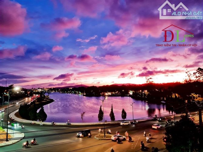 CHO THUÊ LÀM NHÀ HÀNG biệt thự view trực diện Hồ Xuân Hương Đà Lạt
