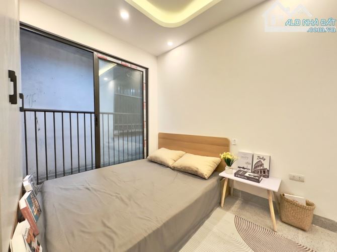 Bán Nhà Dòng Tiền Ngõ Xuân Thuỷ 7 Tầng 16 Phòng Khép Kín Mặt Tiền 6M - 10