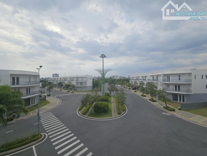 Lô ĐẤT HIẾM,HẺM XE TẢI THÔNG NGANG HƠN 4.5 M,GẦN AEON TÊN LỬA,76M2(4.6×18),CHỈ HƠN 4 tỷ  - - 1