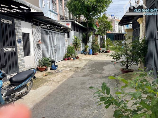CHỦ NGỘP BÁN GẤP NHÀ 2 TẦNG NGUYỄN THỊ THẢNH HM GIÁP Q12 HẺM XE TẢI. - 1