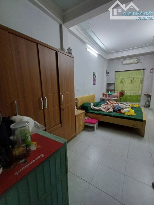 Nhà mặt đường Trần Thành Ngọ (trung tâm Kiến An) - 94m2 - mt 5,8m hiếm có - giá 17,x tỷ - 1