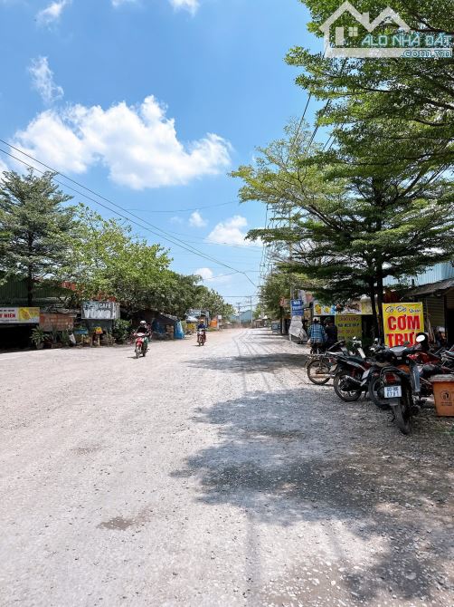 Cho thuê bãi xe góc 2 mặt tiền đường Phan Đăng Lưu Biên hoà đồng Nai giá rẻ - 1