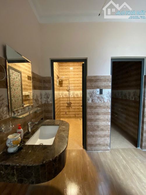 🏠Bán căn biệt thự 177m Xô Viết Nghệ Tĩnh-🔥13 Tỷ- Gần Sân Vận Động Phường 7 Đà Lạt - 1