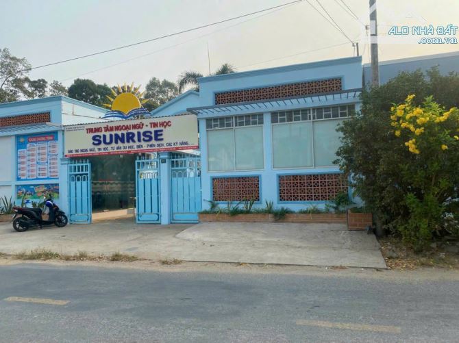 E cần chuyển nhượng lại khu đất như hình quý khách hàng có nhu cầu liên hệ e thành