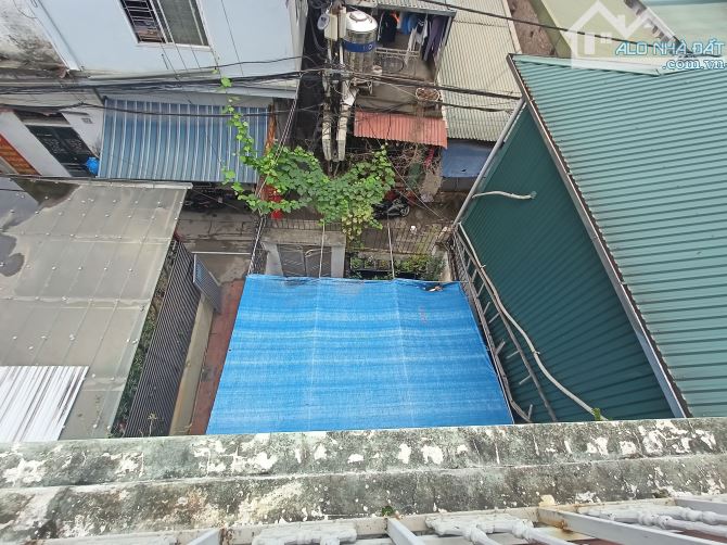 Nhà phố Vũ Tông Phan, lô góc sổ, diện tích 100m2, sổ vuông đẹp mặt tiền rộng 5m giá 25 tỷ. - 1