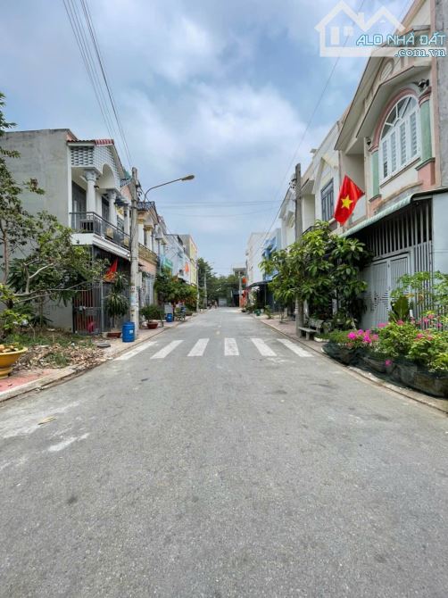 Đất gần ngã tư Chiêu Liêu, khu Lê Phong Tân Bình, 2161 Dĩ An Bình Dương - 1