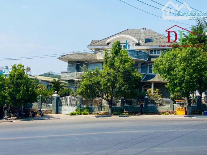 CHO THUÊ LÀM NHÀ HÀNG biệt thự view trực diện Hồ Xuân Hương Đà Lạt - 2