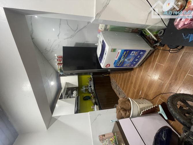 Căn Hộ CC Mini 3 Ngủ 2 Wc Tầng 1 Hồ Tùng Mậu. Giá 1.x Tỷ - 2
