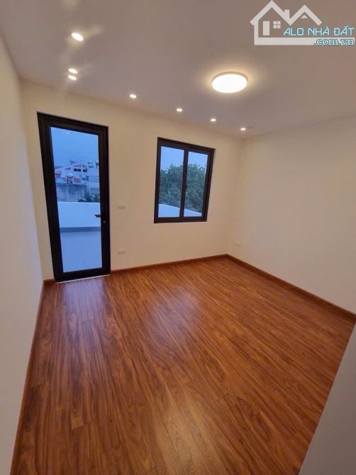 Tuyệt đỉnh! Nhà đẹp NGUYỄN TRÃI, 5 tầng, 30m2, gần ô tô, vài bước ra phố, chỉ 5.3 tỷ! - 2