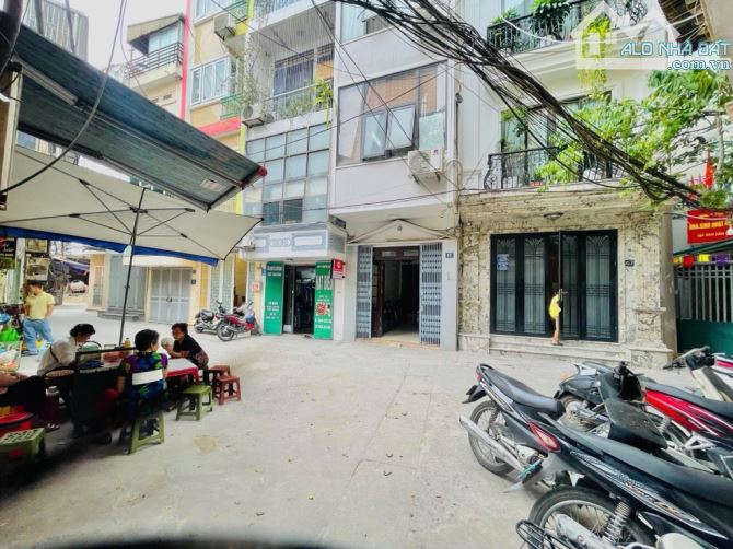 Bán nhà phố Võ Thị Sáu, quận Hai Bà Trưng, 33m 4 tầng, ôtô đỗ cửa - 2