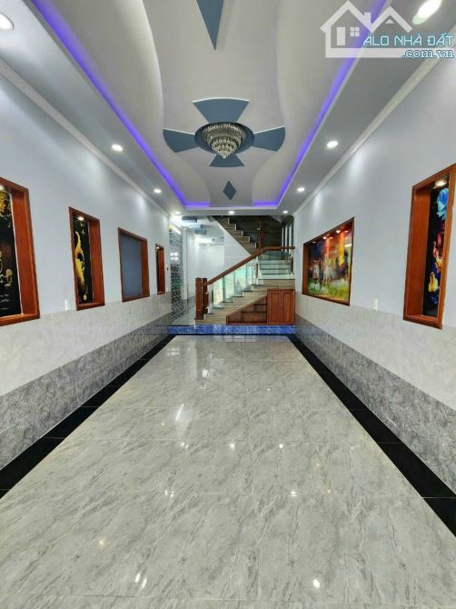 Bán nhà mặt tiền lộ 20m giáp quốc lộ giá dưới 3 tỷ - 2