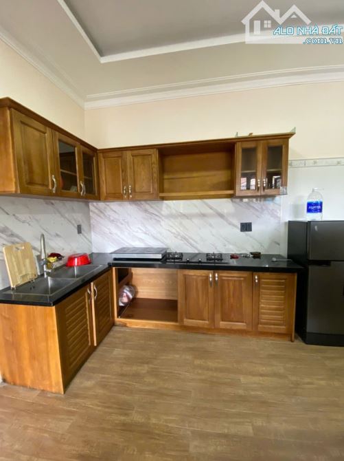 🏠Bán căn biệt thự 177m Xô Viết Nghệ Tĩnh-🔥13 Tỷ- Gần Sân Vận Động Phường 7 Đà Lạt - 2
