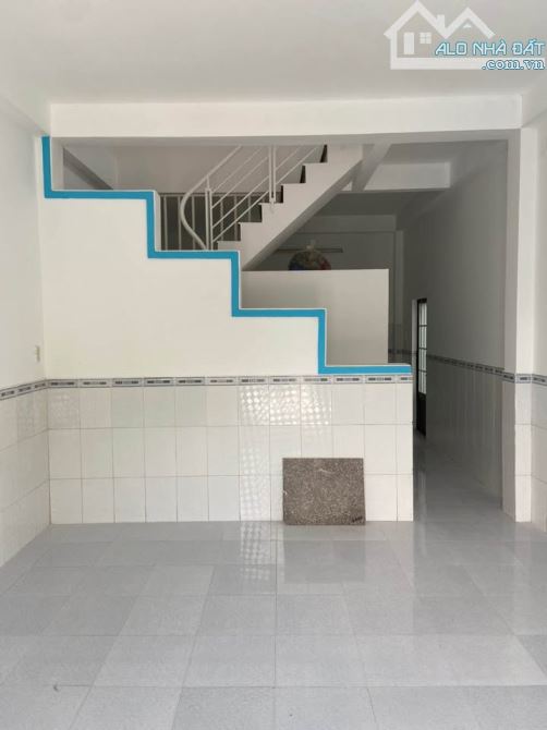 BÁN GẤP CĂN TRỌ 130M2- 1 LẦU 1 TRỆT - 3 PHÒNG TRỌ-TÂN THÔNG HỘI-CỦ CHI - 2