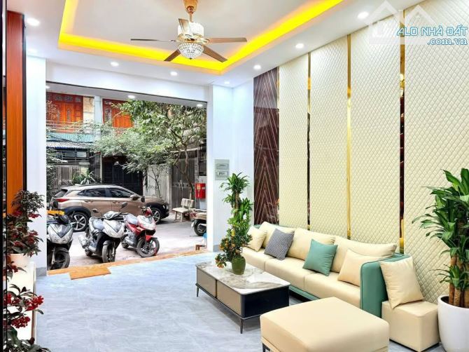 Bán gấp nhà Xuân La 40m2 6T - Thang máy vèo vèo, ô tô vào nhà - 2