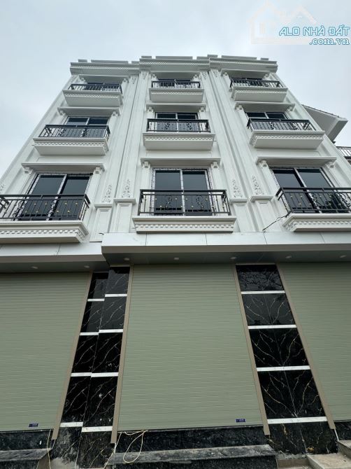ô tô ngủ trong nhà- Ở luôn. 40m2 4 tầng-Ngay gần ĐL Thăng Long. THuận tiện đi tt HÀ Nội - 2