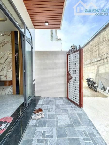 BÁN NHÀ 5 TẦNG, 6 PHÒNG NGỦ, GIÁ 8 TỶ - VỊ TRÍ VÀNG LONG THỚI, NHÀ BÈ, TP.HCM - 2