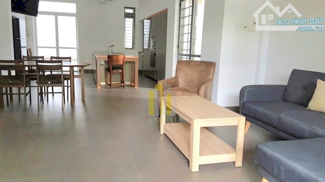 Villa Thảo Điền Sân Vườn Rộng - 1 lầu Có Sẵn Nội Thất Giá 2500$ - 2