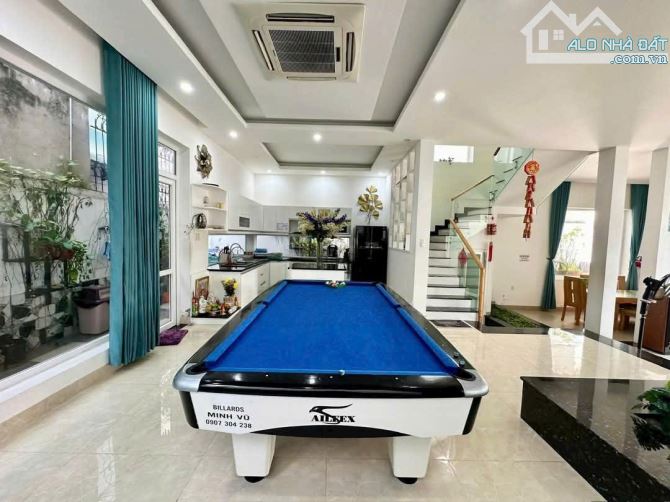 CHÍNH CHỦ BÁN BIỆT THỰ 207M2 SỔ HỒNG HỒ BƠI KHU BIỂN BÃI SAU- P8 VŨNG TÀU GIÁ 24.5 TỶ - 2